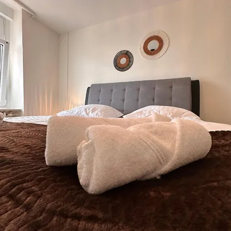 Apartamento Amao-amber I 120qm I Exklusives Gruppen-apartment I 3 King-size Betten, 2 Baeder & Gratis Parkplatz
