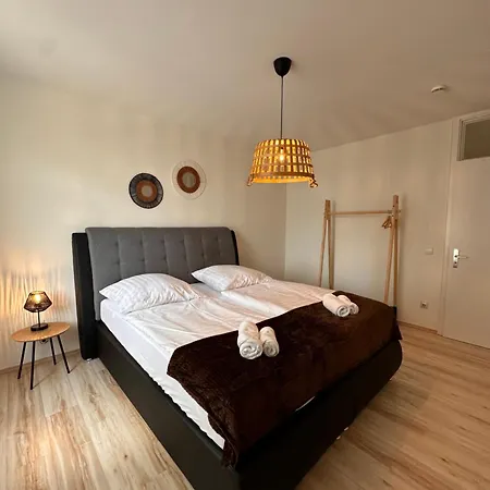 Appartement Amao Amber - 120 M2 Group - 10 Guests - King-size Beds - 2 Bathrooms - Free Parking *