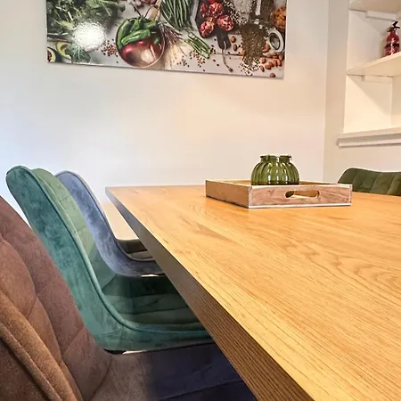 Apartamento Amao-amber - Spacious - 10 Guests - Free Parking Rheinhausen